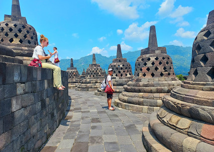 Borobudur Half Day Tour