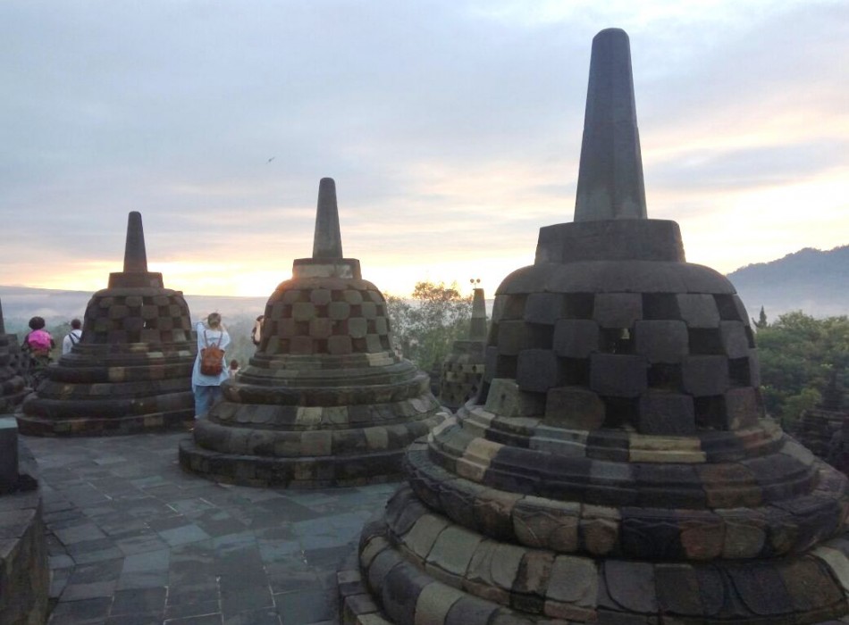 Borobudur Temple Tour