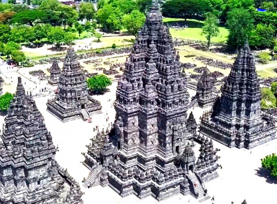 Borobudur Temple, Merapi Jeep & Prambanan Temple