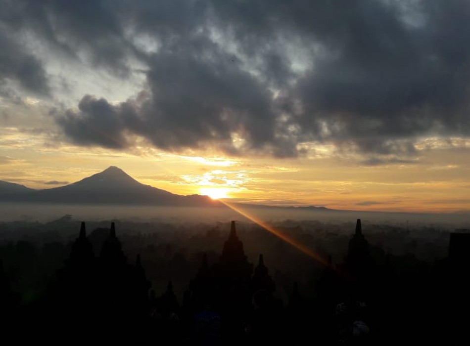 Borobudur Sunset Trip