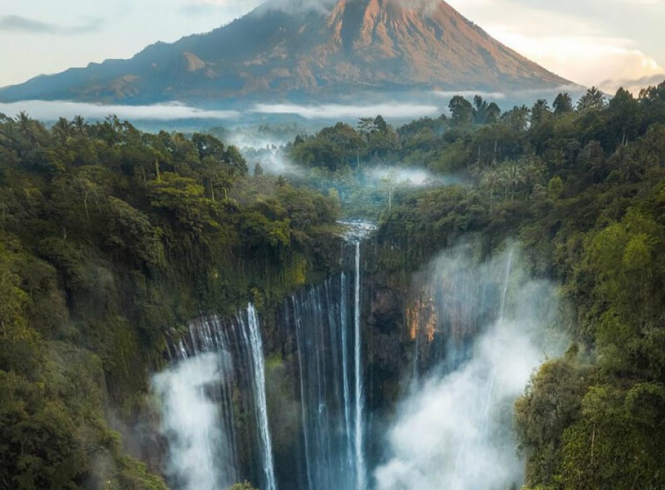 Tumpak Sewu Waterfall Tour from Malang