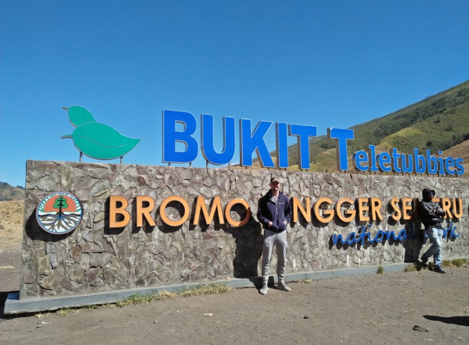Bromo Midnight  Tour