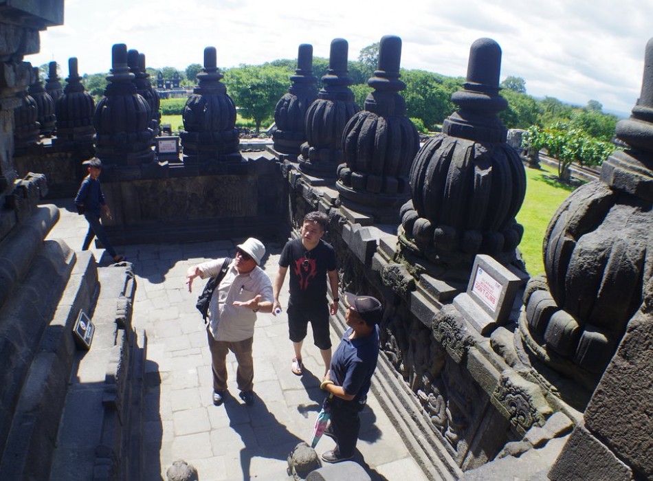 Borobudur Prambanan Trips