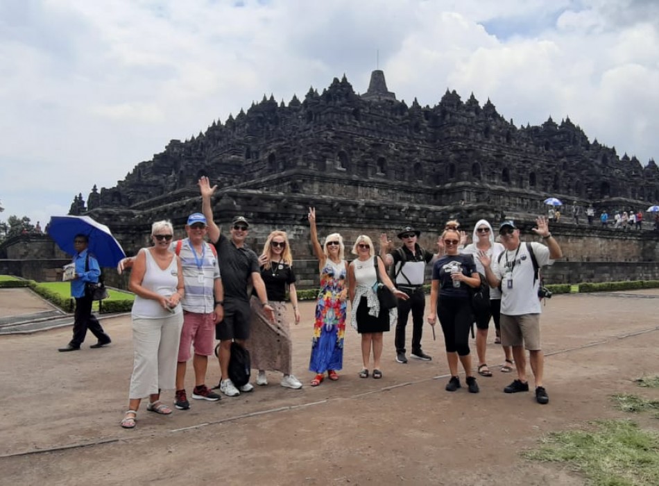 Borobudur Temple tour from Semarang Port