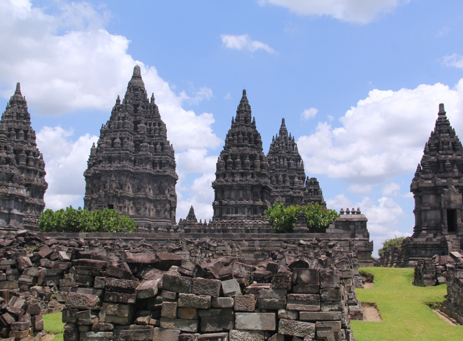 From Semarang Port : Borobudur & Prambanan Temple Private Tours