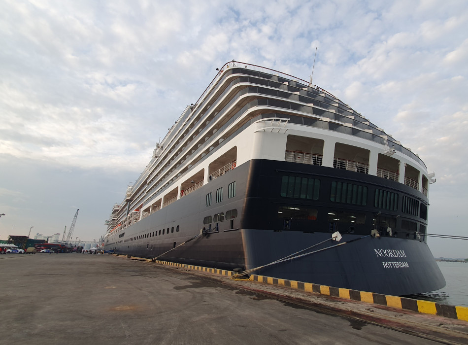 borobudur-private-tour-semarang-port