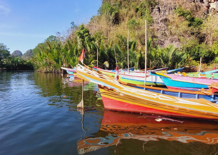 Tana Toraja and Rammang - Rammang Boat Adventure 5D4N