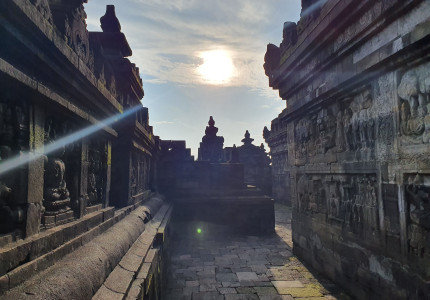 Shared Trip : Borobudur Afternoon Leave at 01.30pm